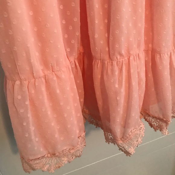 Showpo Blush Dress - Picture 4 of 6